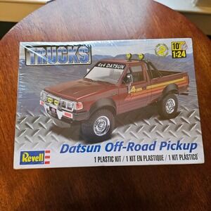 SEALED Revell Datsun Off-Road Pickup 4x4 Model Kit 1:24 Scale 85-4321 New